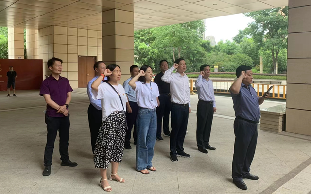 打卡“百年潮湧”，省协会党员及常务理事会成员参观建党100周年大型展览(图3)