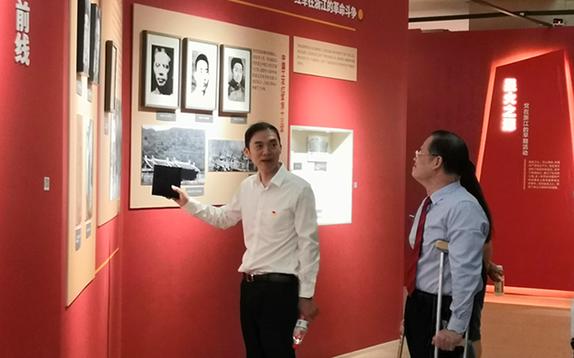 打卡“百年潮湧”，省协会党员及常务理事会成员参观建党100周年大型展览(图5)
