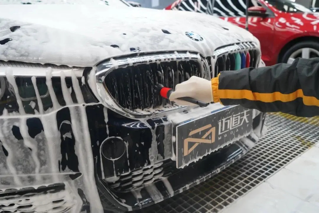 ãåä¼é£éãè¿éå¤«åè·æ­å·å¸ã2020-2021éå¹´ææå·ã(å¾5)