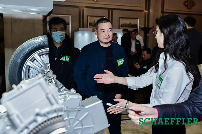 【新闻晚餐】10月24日 每天3分钟，车后新闻全知晓！浙汽美协，为会员单位服务！(图9)